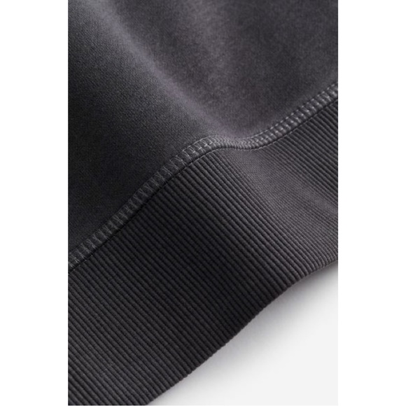 Grey Paris Sweatshirt (XL) - Picture 9 of 11